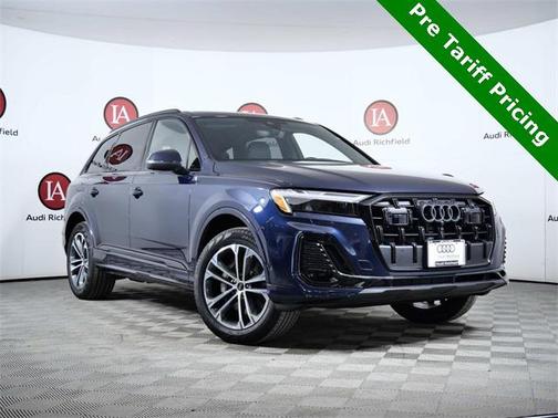 2025 Audi Q7 45 Premium Plus