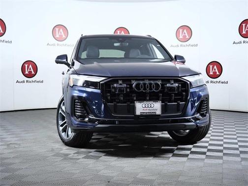 2025 Audi Q7 45 Premium Plus