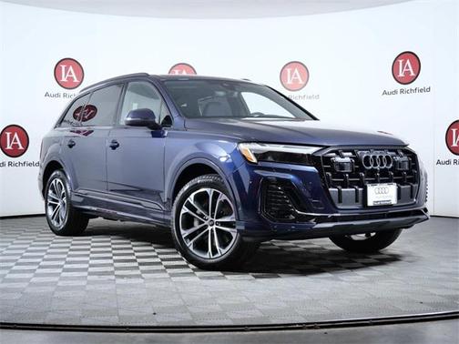 2025 Audi Q7 45 Premium Plus
