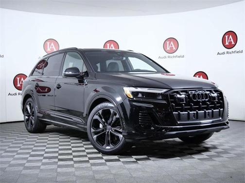 2026 Audi Q7 55 Premium Plus