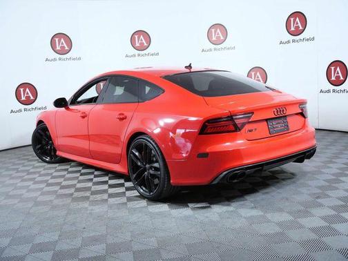 Misano Red Pearl Effect 2017 Audi RS 7 4.0T Prestige