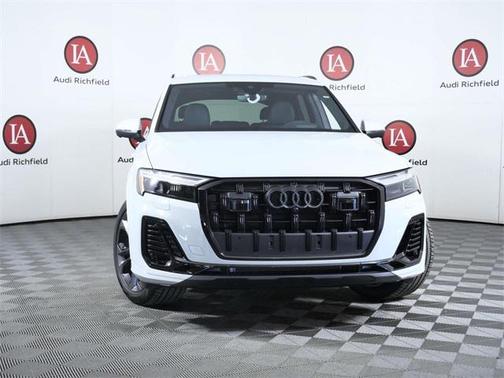 2026 Audi Q7 55 Prestige