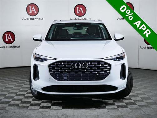 2025 Audi Q5 Premium