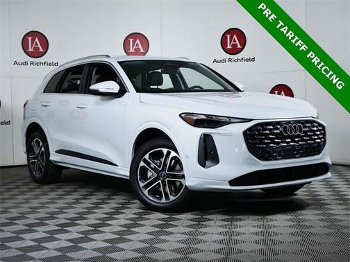 2025 Audi Q5 Premium