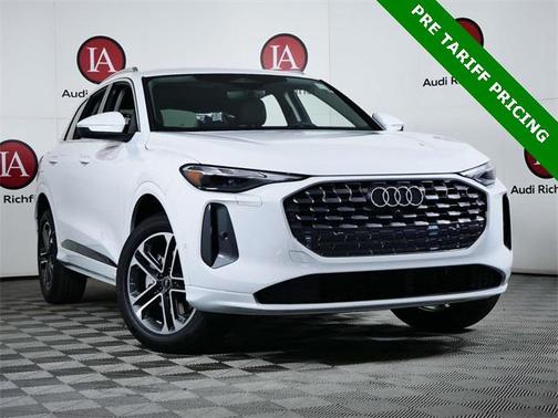 2025 Audi Q5 Premium