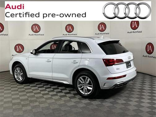 2022 Audi Q5 45 S line Premium