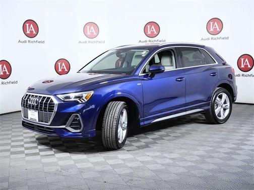 2024 Audi Q3 45 S line Premium Plus