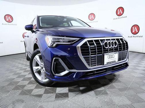 2024 Audi Q3 45 S line Premium Plus