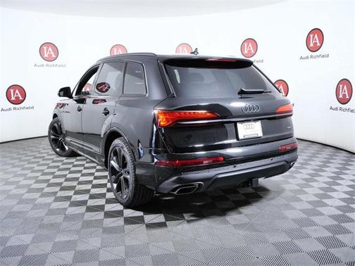 2026 Audi Q7 55 Premium Plus