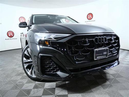 2024 Audi Q8 55 Prestige