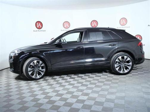 2024 Audi Q8 55 Prestige