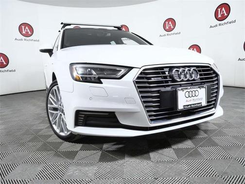 2018 Audi A3 e-tron 1.4T Tech Premium Plus