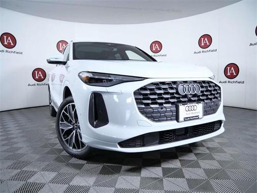 2025 Audi Q5 Premium Plus
