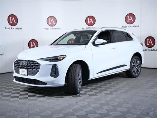 2025 Audi Q5 Premium Plus