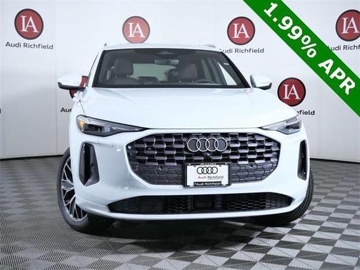 2025 Audi Q5 Premium Plus