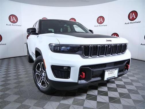 2022 Jeep Grand Cherokee Trailhawk