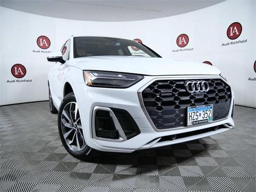 2022 Audi Q5 45 S line Premium Plus