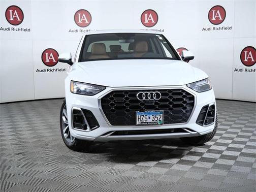 2022 Audi Q5 45 S line Premium Plus