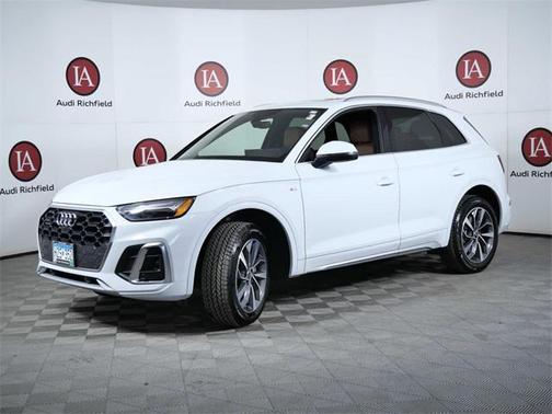 2022 Audi Q5 45 S line Premium Plus