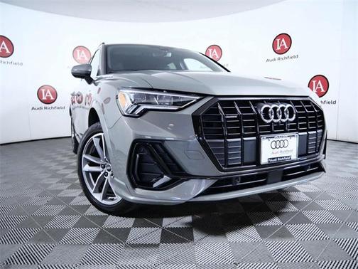 2023 Audi Q3 45 S line Premium Plus