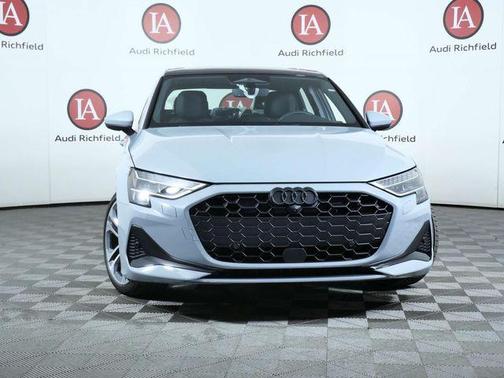 Arrow Gray Pearl Effect 2026 Audi A3 Premium