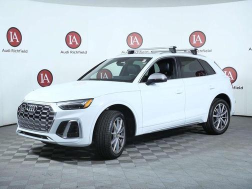 Glacier White Metallic 2023 Audi SQ5 3.0T Premium Plus