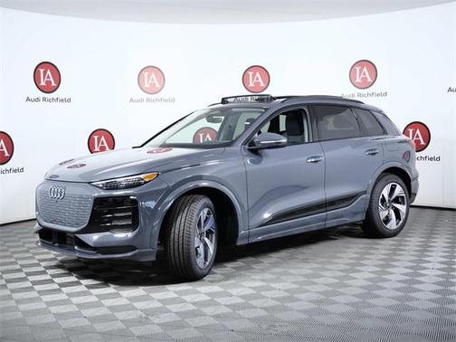 2025 Audi Q6 e-tron Prestige quattro