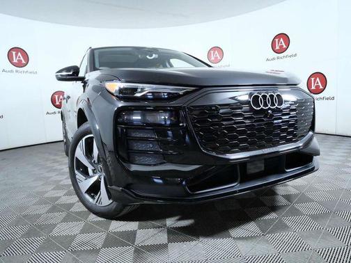 2025 Audi Q6 e-tron Premium