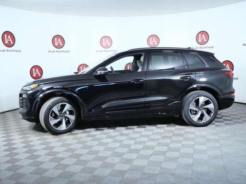 2025 Audi Q6 e-tron Premium