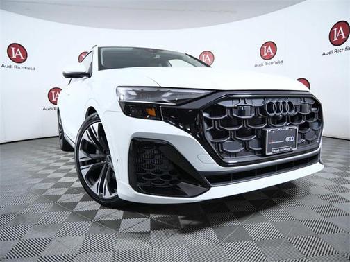 2024 Audi Q8 55 Prestige