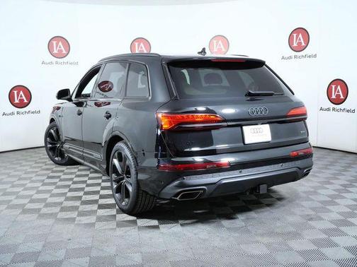 2026 Audi Q7 55 Premium Plus