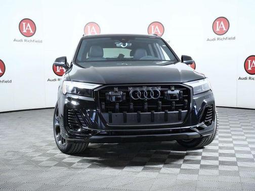 2026 Audi Q7 55 Premium Plus