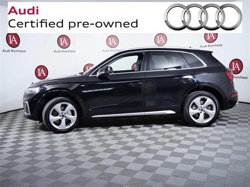 2023 Audi Q5 45 S line Premium Plus