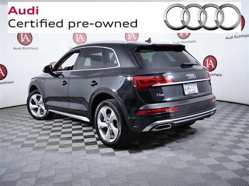 2023 Audi Q5 45 S line Premium Plus