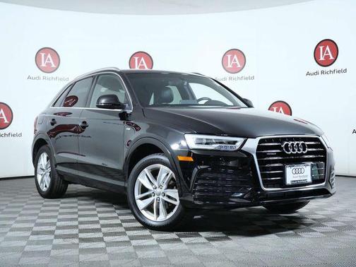 Brilliant Black 2018 Audi Q3 2.0T Premium Plus