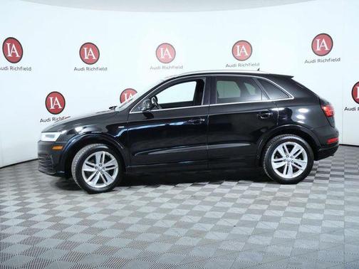 Brilliant Black 2018 Audi Q3 2.0T Premium Plus