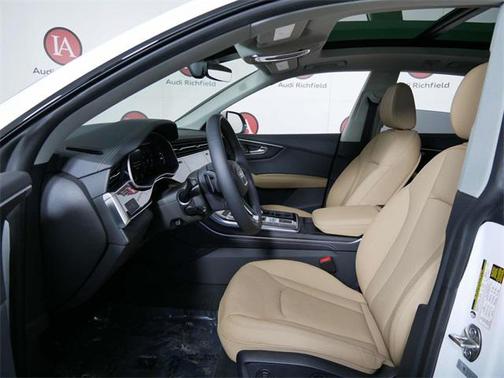 2025 Audi Q8 55 Premium Plus