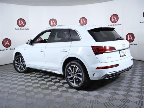 2023 Audi Q5 45 S line Premium Plus