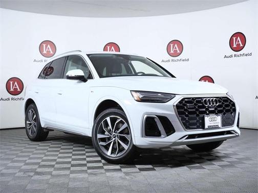 2023 Audi Q5 45 S line Premium Plus