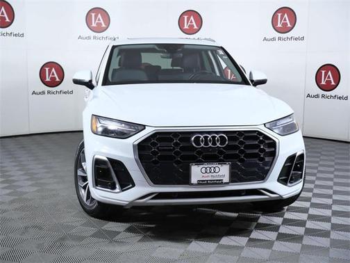 2023 Audi Q5 45 S line Premium Plus