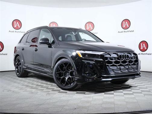 2026 Audi SQ7 4.0T Premium Plus