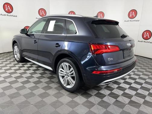2019 Audi Q5 2.0T Premium Plus