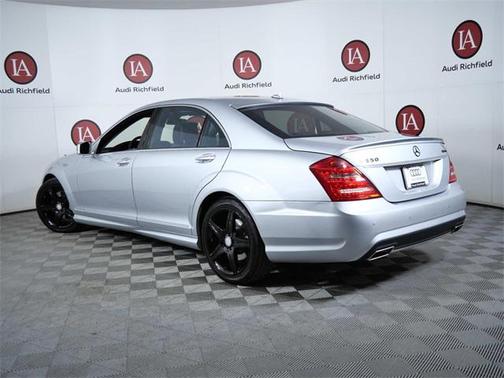 2010 Mercedes-Benz S-Class 4MATIC