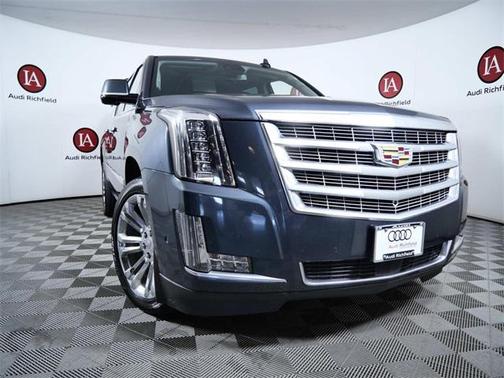 2020 Cadillac Escalade ESV Premium Luxury