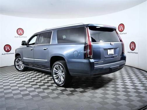 2020 Cadillac Escalade ESV Premium Luxury