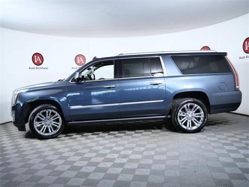 2020 Cadillac Escalade ESV Premium Luxury