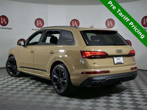 2025 Audi Q7 55 Prestige