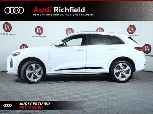 White 2025 Audi Q5 Premium Plus TFSI quattro S tronic