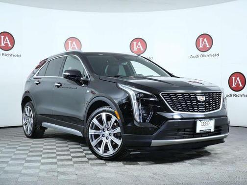2021 Cadillac XT4 Premium Luxury