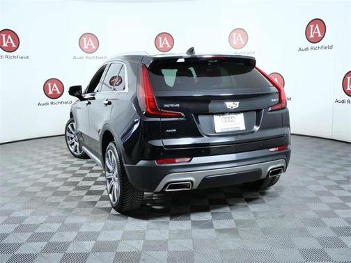 2021 Cadillac XT4 Premium Luxury